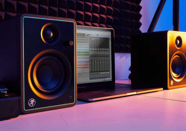 Studio-Quality Sound STUDIO-QUALITY SOUND Premium woofers and tweeters, high-headroom amplifiers and all-wood enclosures—this is what professional sound is made of. Don’t let the compact size fool you. CR5-XBT studio monitors deliver clean, accurate sound for bedroom studios and gaming setups alike. Studio-Quality Sound